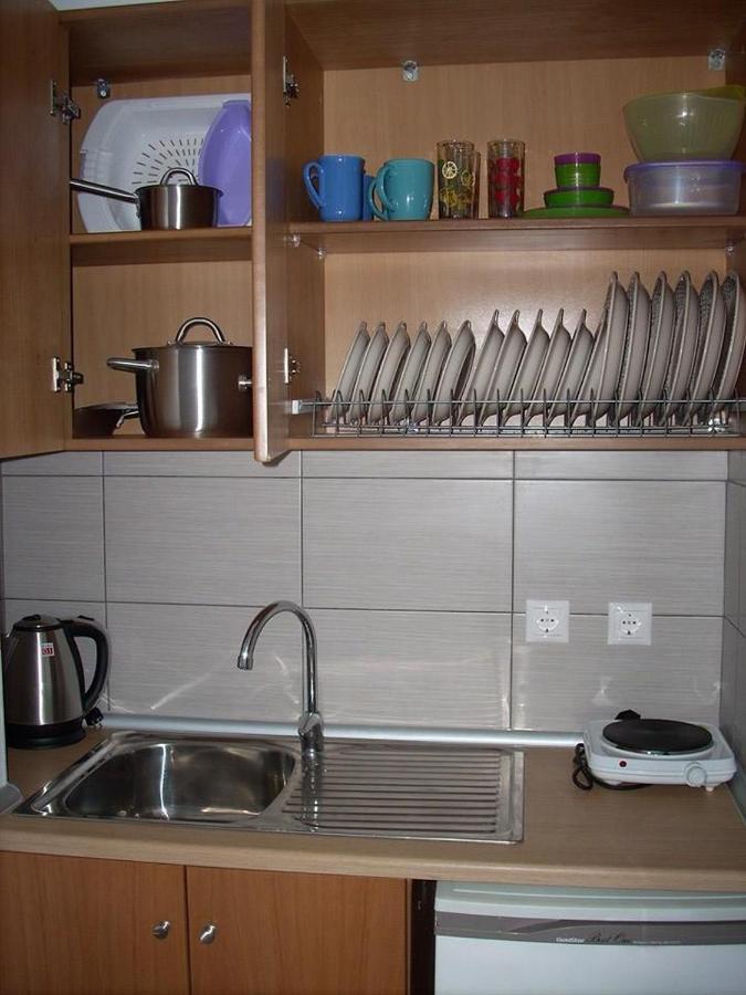 Sea Breeze 2 Apartments Мастіхарі Екстер'єр фото