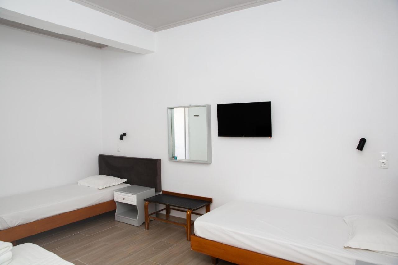 Sea Breeze 2 Apartments Мастіхарі Екстер'єр фото