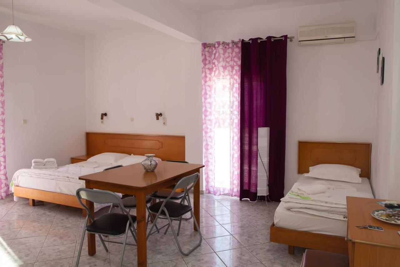 Sea Breeze 2 Apartments Мастіхарі Екстер'єр фото