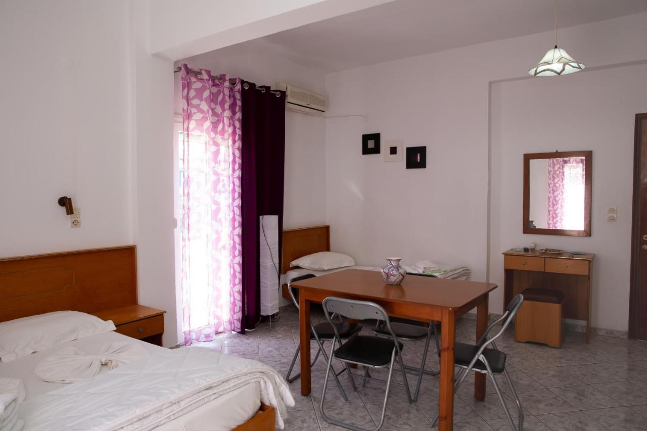 Sea Breeze 2 Apartments Мастіхарі Екстер'єр фото